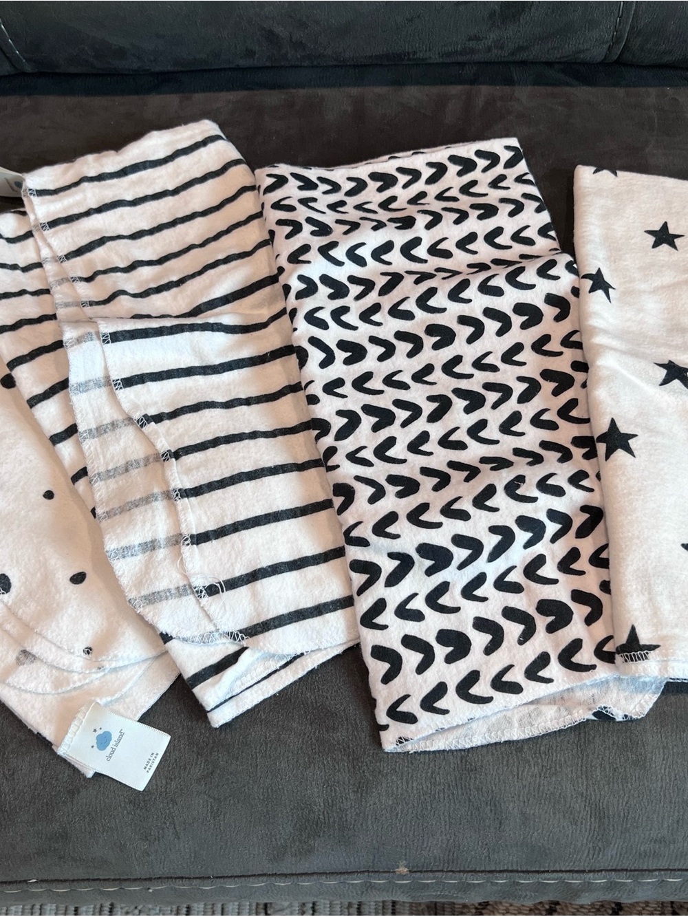 cloud island Black & White Dot and Stripe Muslin Set